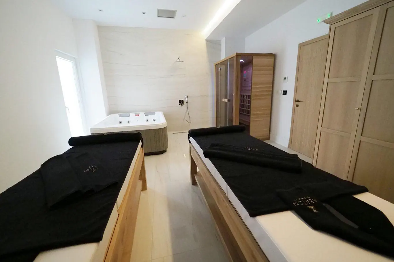 ABATON ISLAND RESORT & SPA