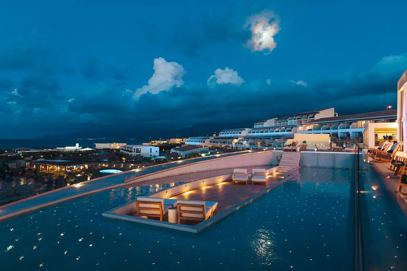 ABATON ISLAND RESORT & SPA
