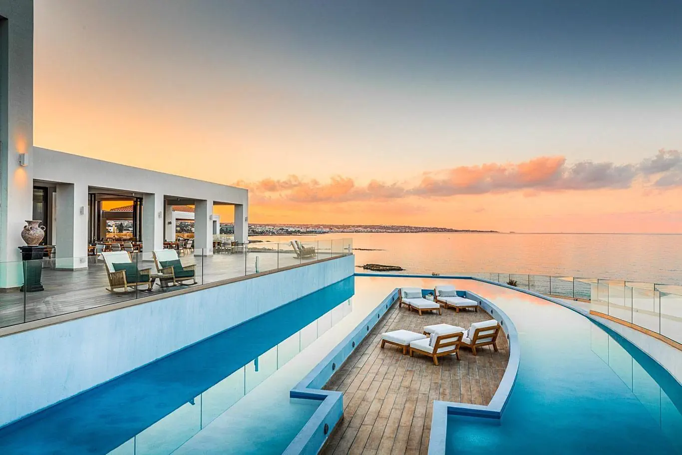 HOTEL ABATON ISLAND RESORT & SPA
