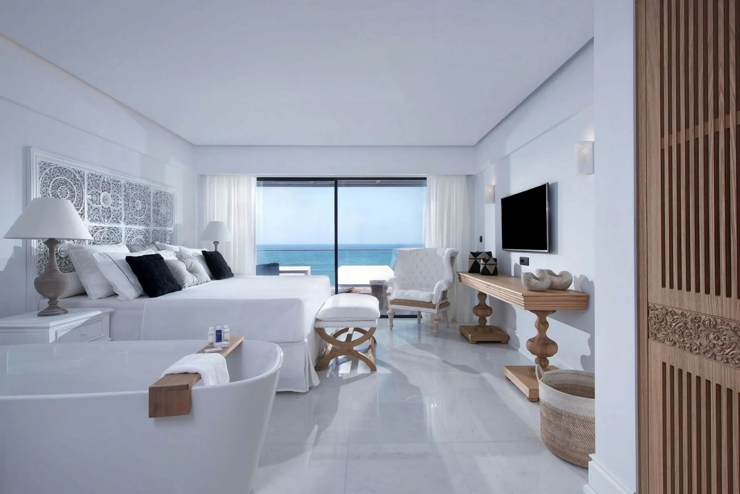 ABATON ISLAND RESORT & SPA