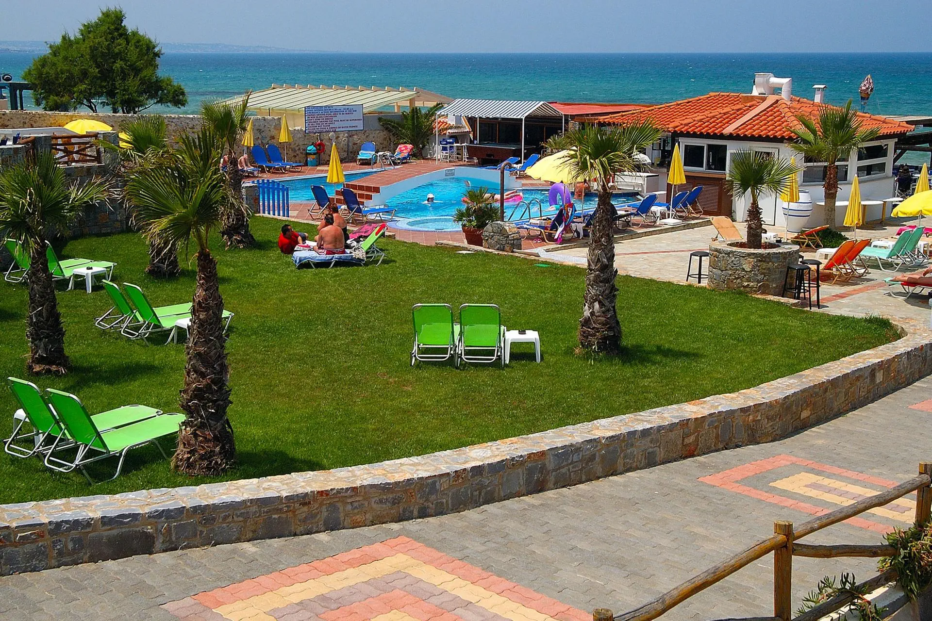 HOTEL Aeolos Beach