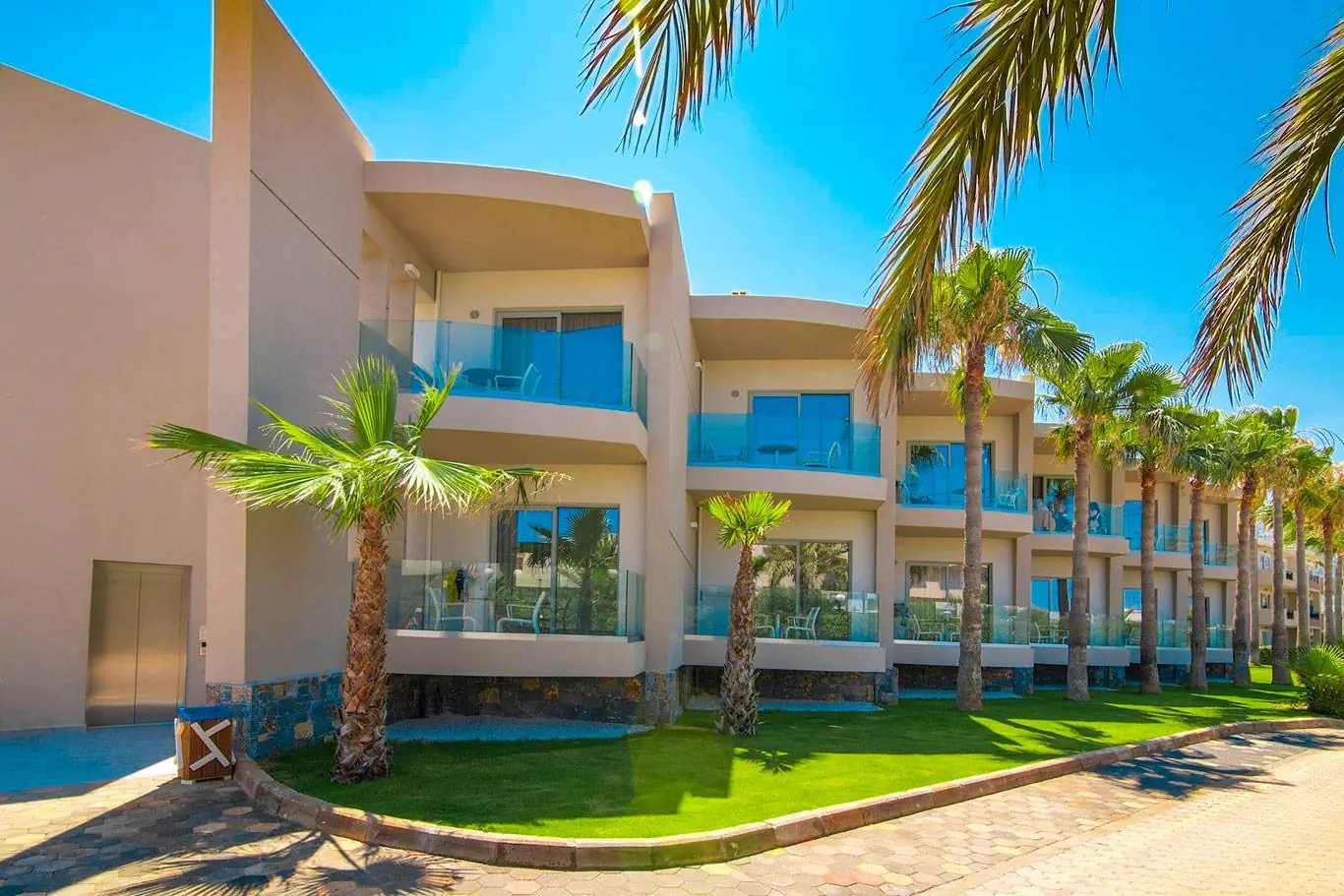 HOTEL Aeolos Beach