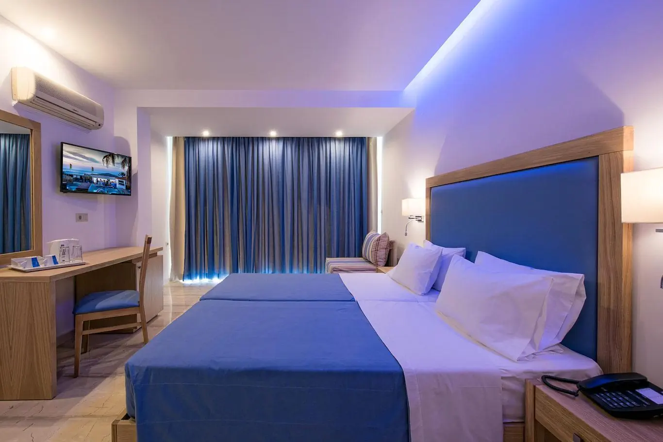 HOTEL Aeolos Beach