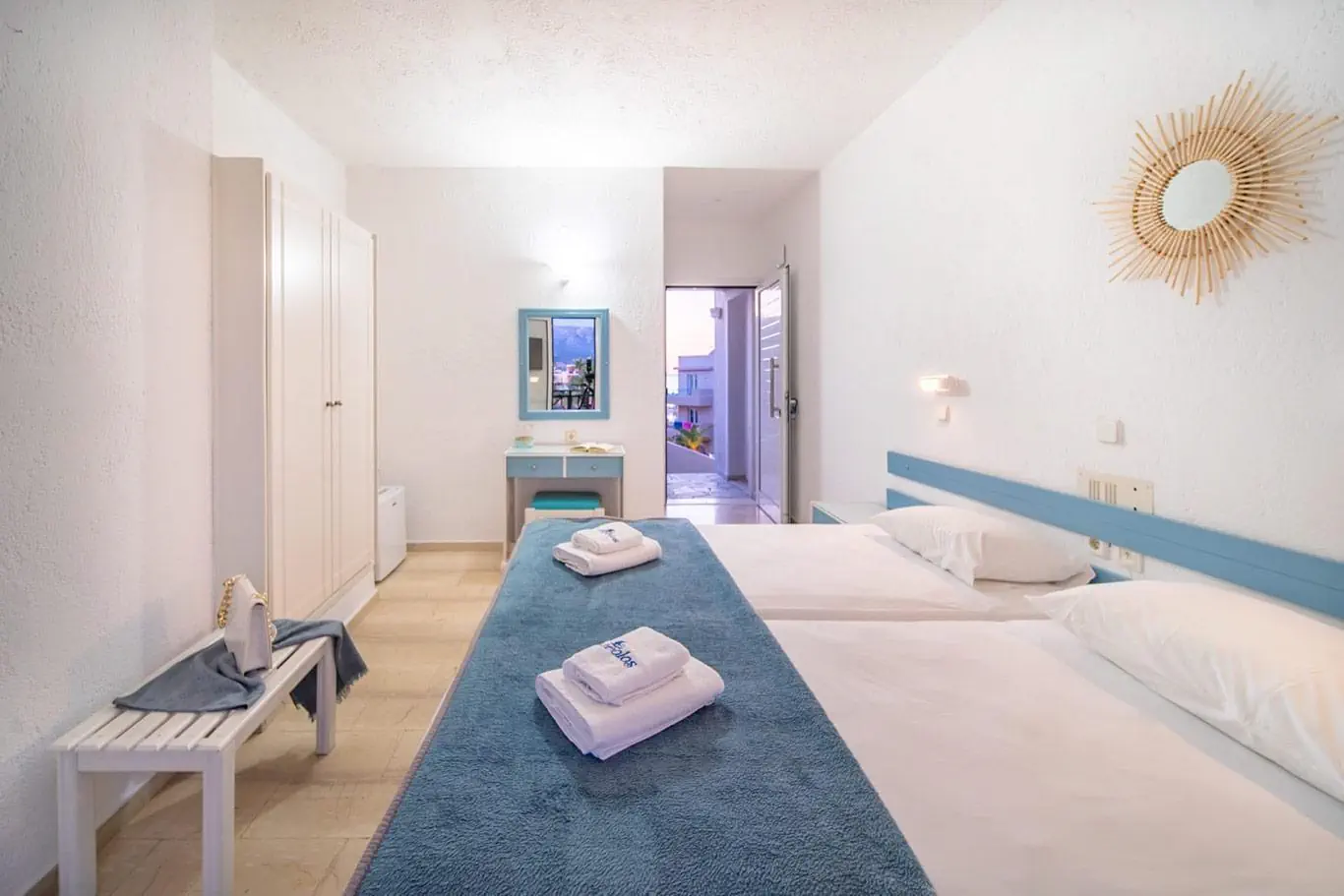 HOTEL Aeolos Beach