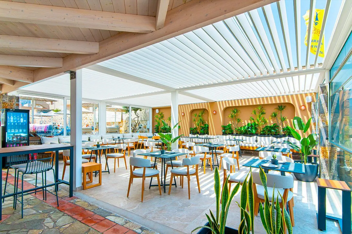HOTEL Aeolos Beach