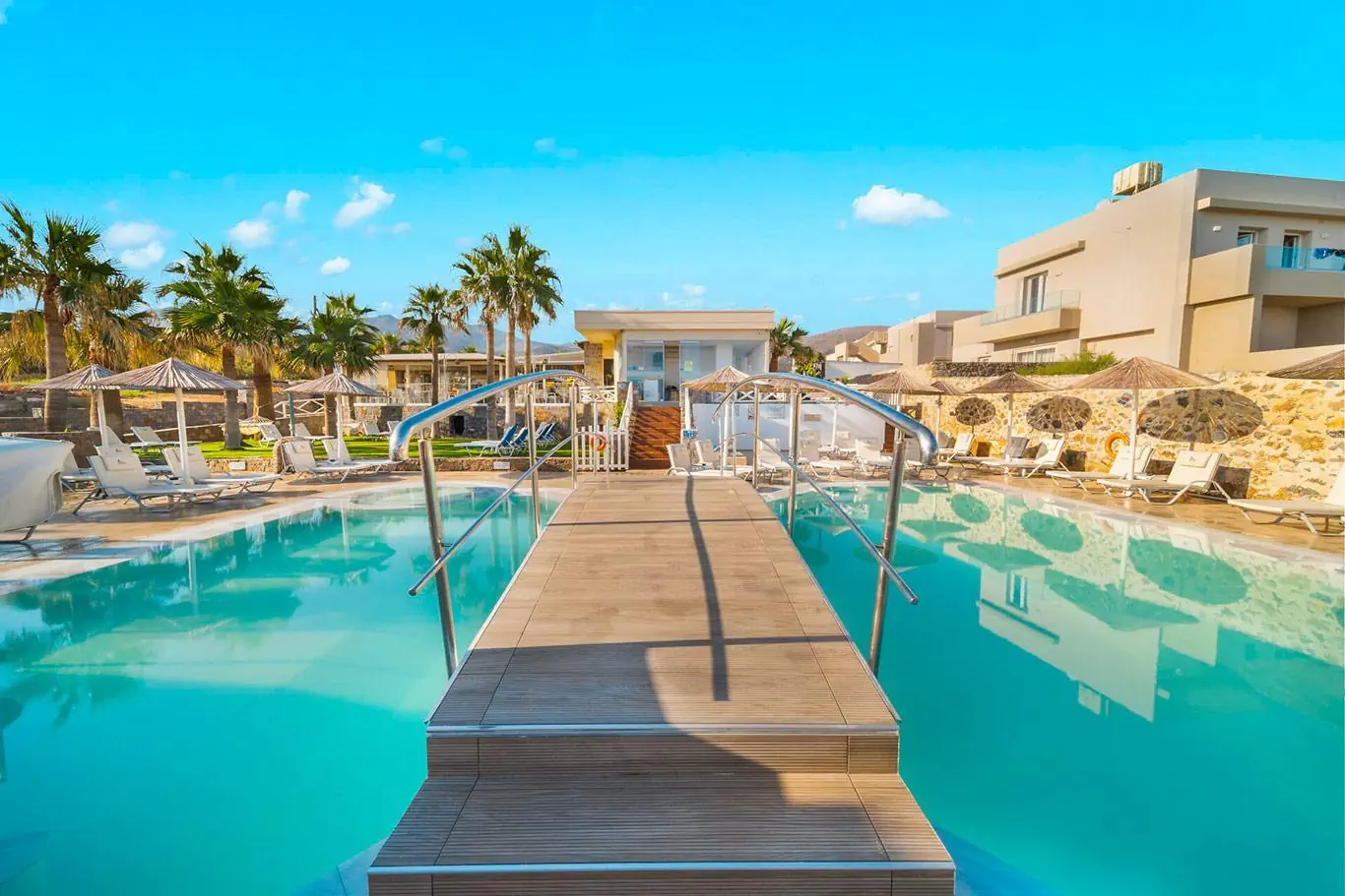 HOTEL Aeolos Beach