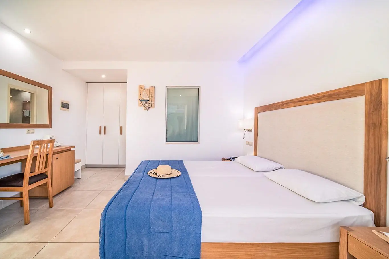 HOTEL Aeolos Beach