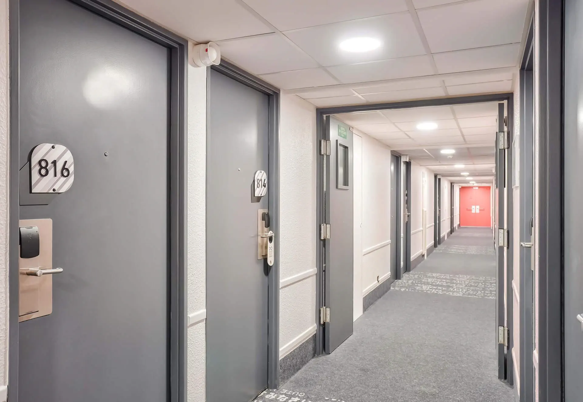 HOTEL B&B Hotel Paris 17 Batignolles