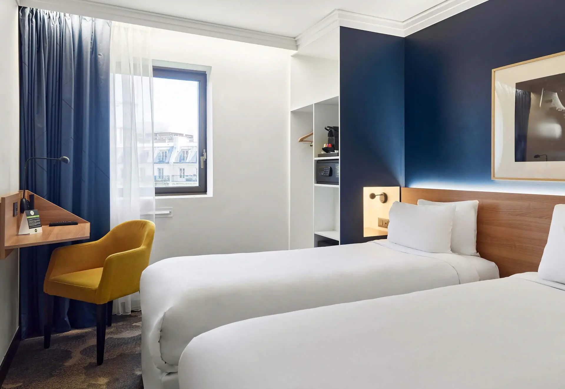 HOTEL B&B Hotel Paris 17 Batignolles