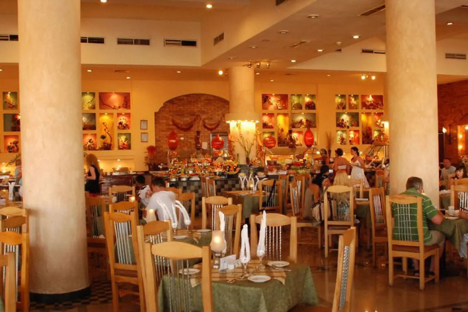 Hotel: Regency Plaza Aqua Park & Spa Resort 