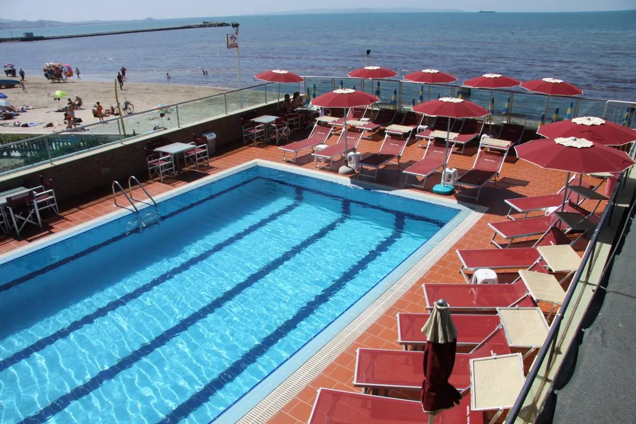 Vivas Hotel & Spa