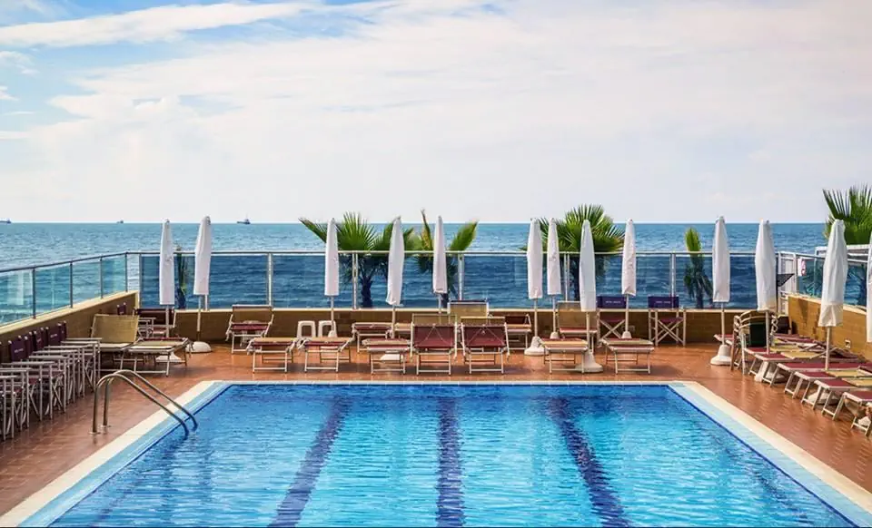 Vivas Hotel & Spa
