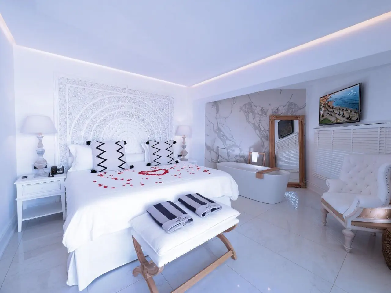 HOTEL Abaton Island Resort and Spa