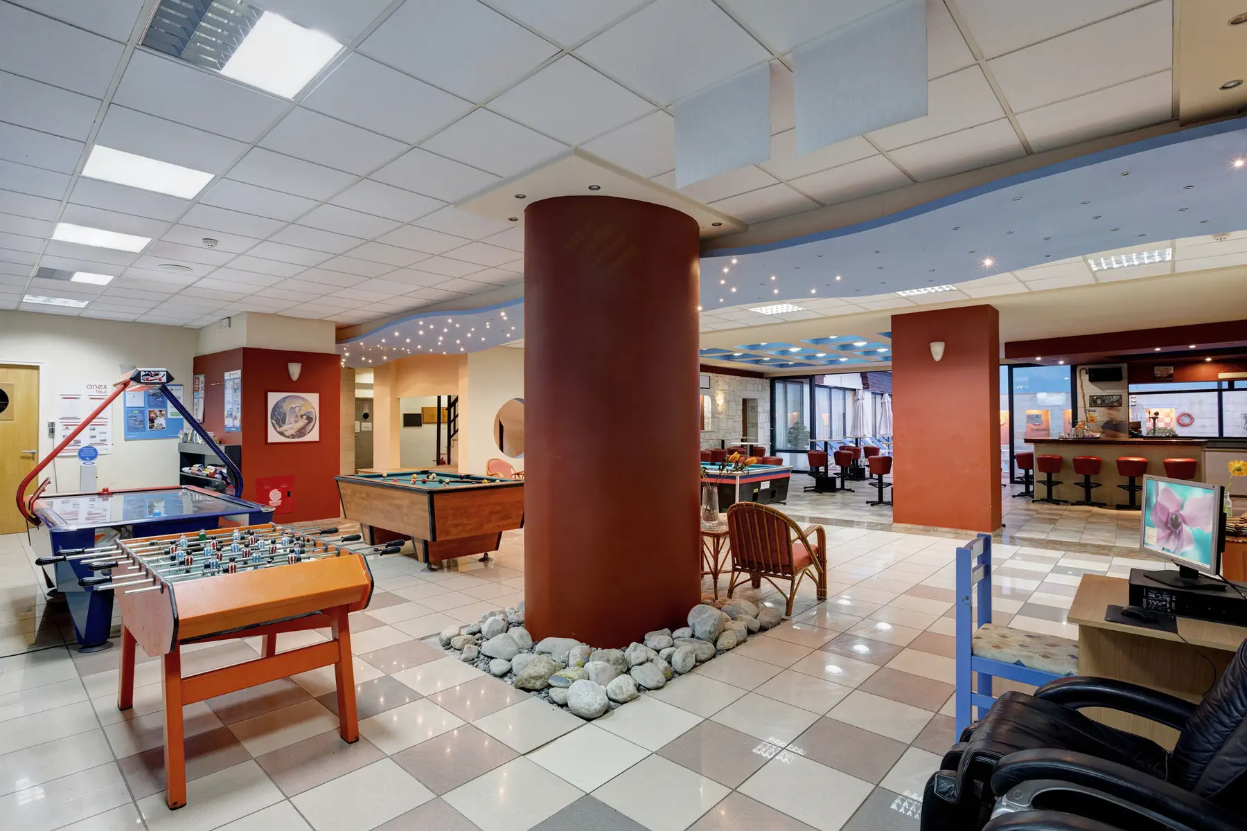 Agrabella Hotel