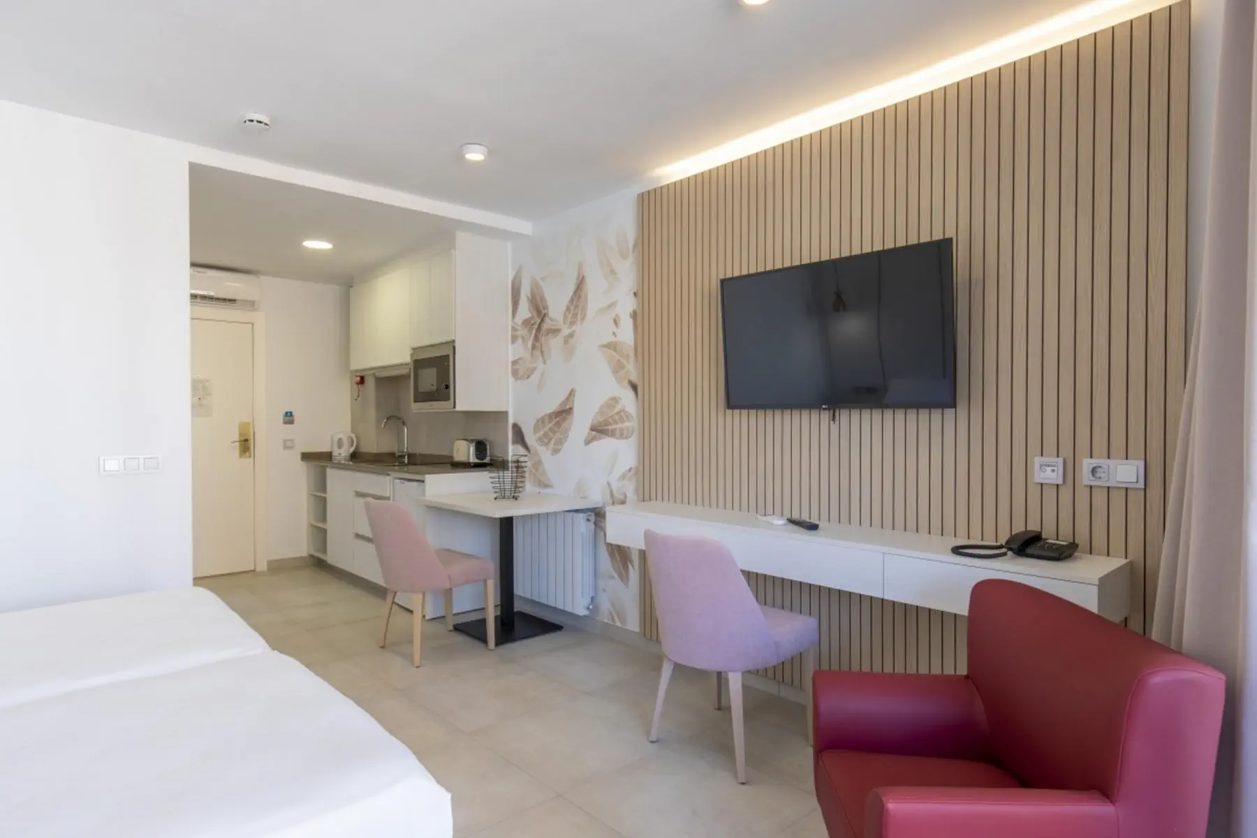 HOTEL BCL Levante Beach Aparthotel