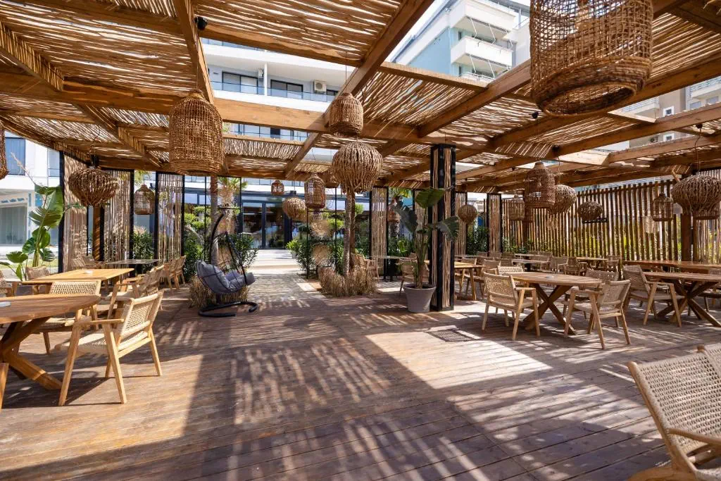 Sea & Sand Hotel - zdjęcie 14