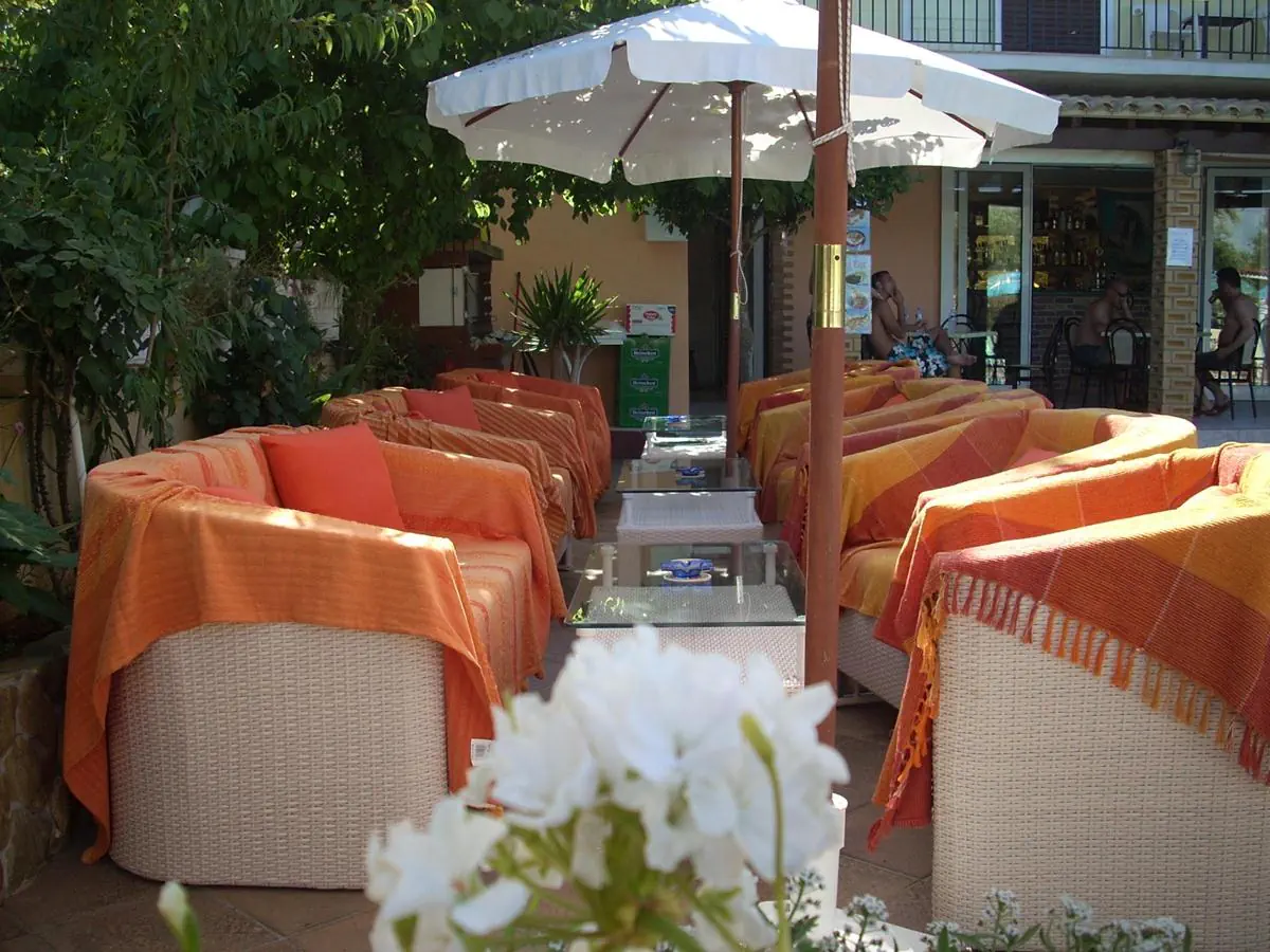 Makis Louvlis Apartments - zdjęcie 7