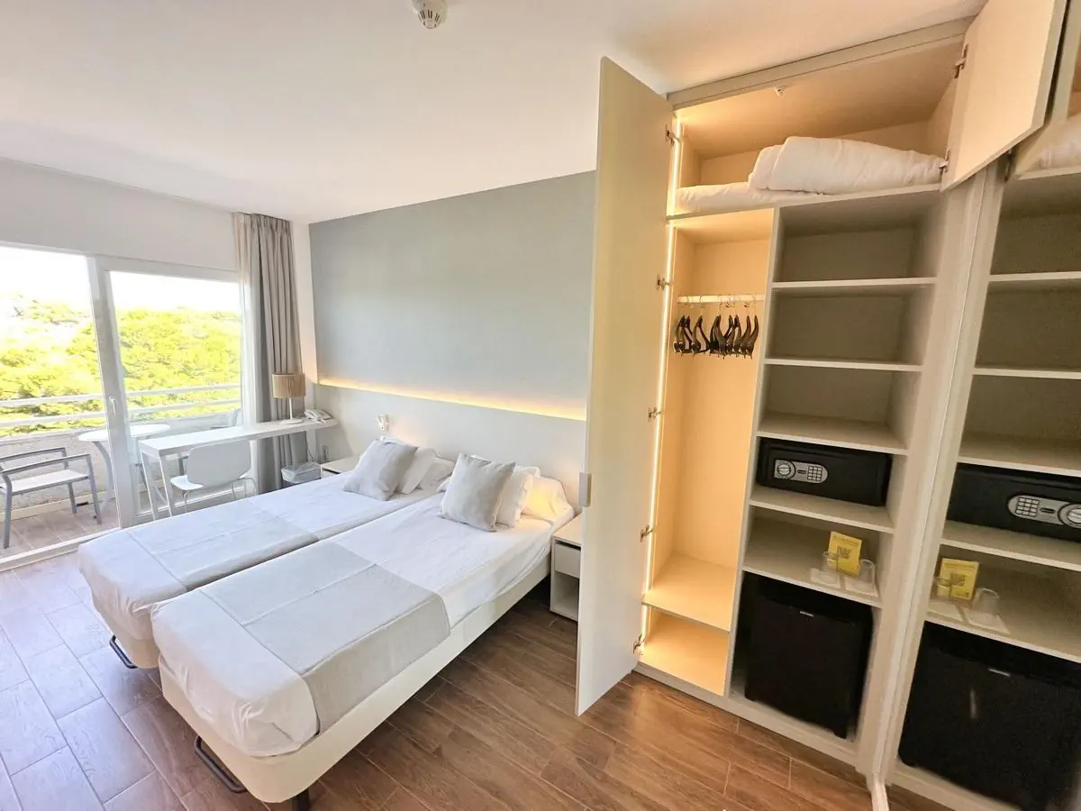 HOTEL Eix Platja Daurada Hotel & SPA