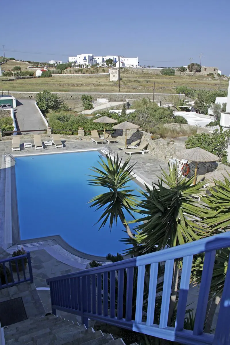 HOTEL Vienoulas Garden