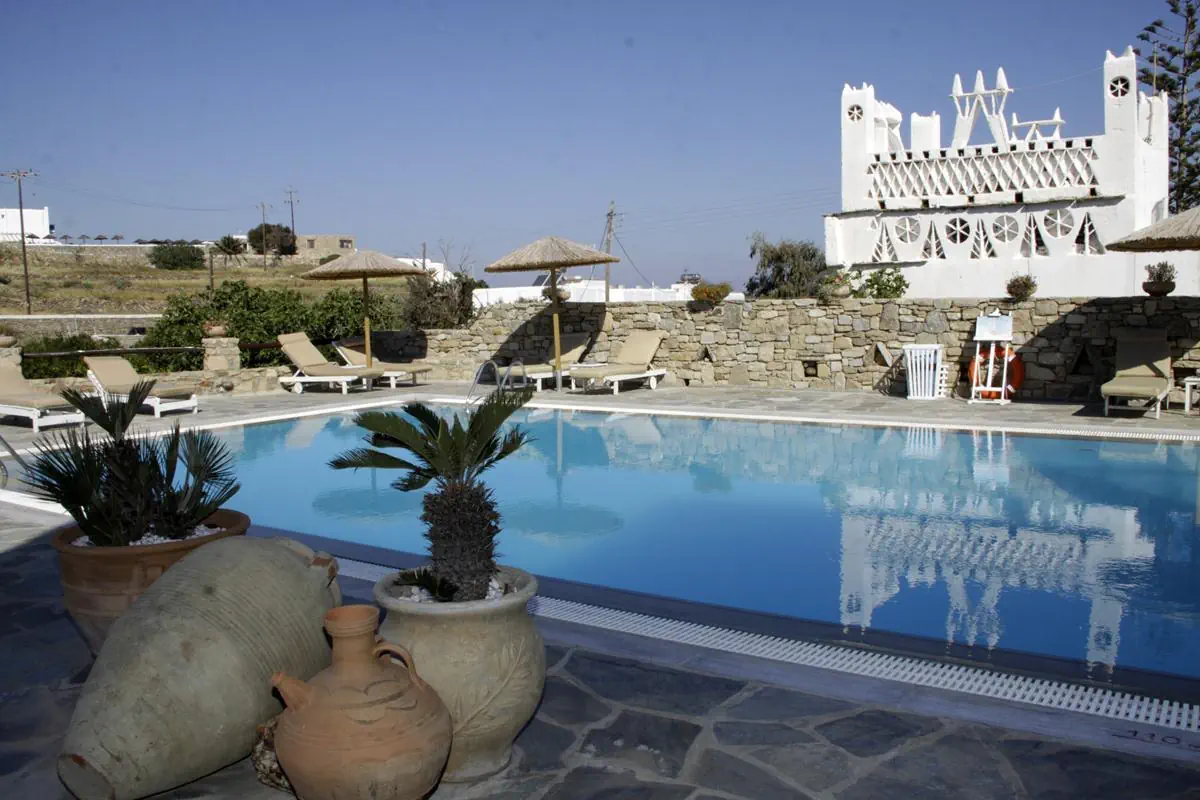 HOTEL Vienoulas Garden