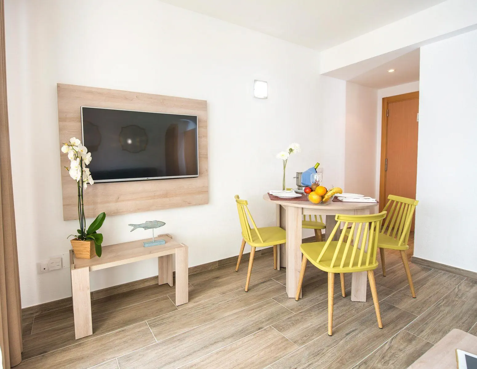 HOTEL FlipFlop Surfing Playa Apartments