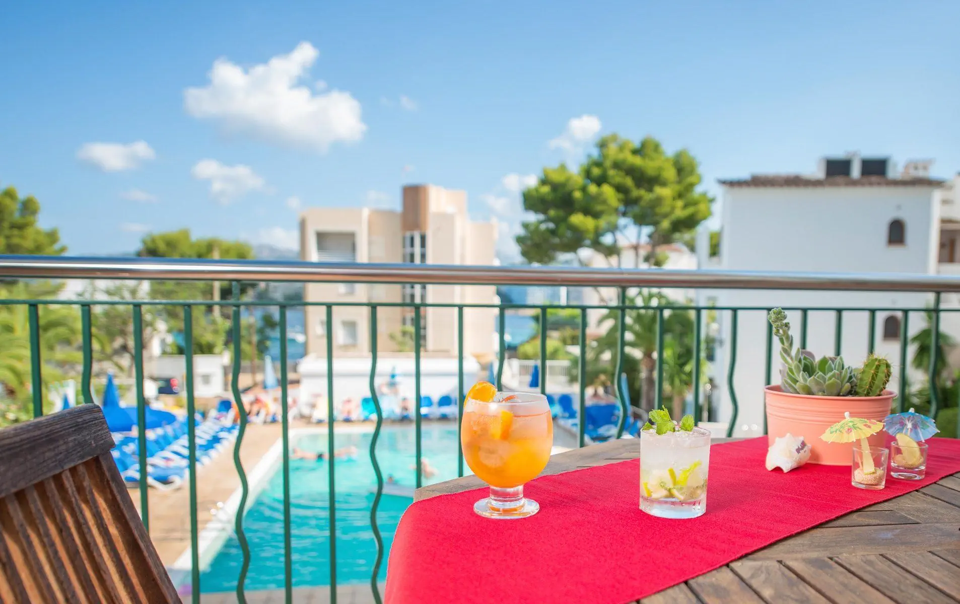 HOTEL FlipFlop Surfing Playa Apartments