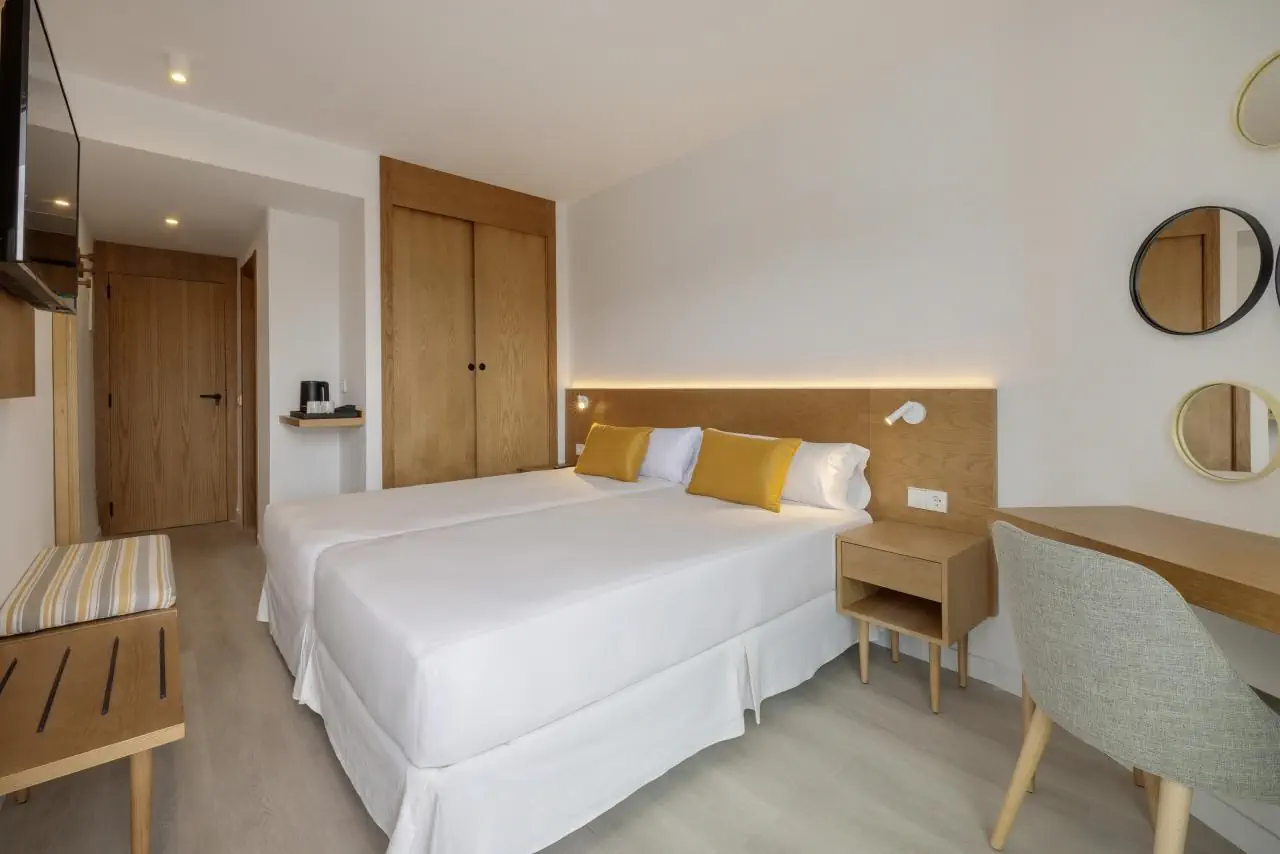 HOTEL HM Isabela – Adults Only
