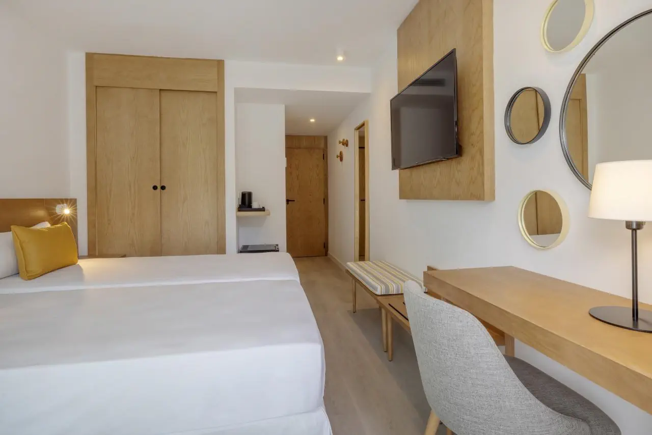 HOTEL HM Isabela – Adults Only