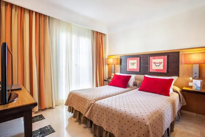 HOTEL Grupotel Playa de Palma Suites and Spa