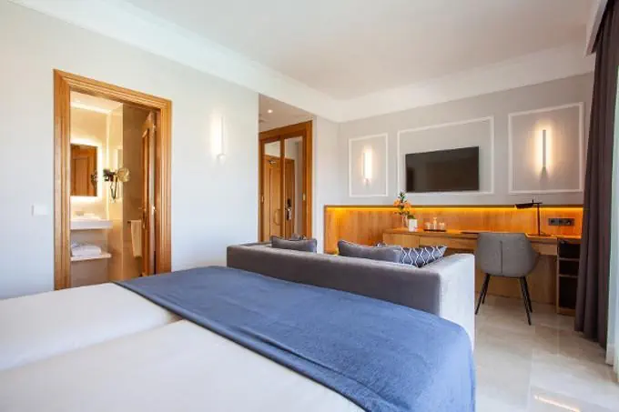 HOTEL Grupotel Playa de Palma Suites and Spa