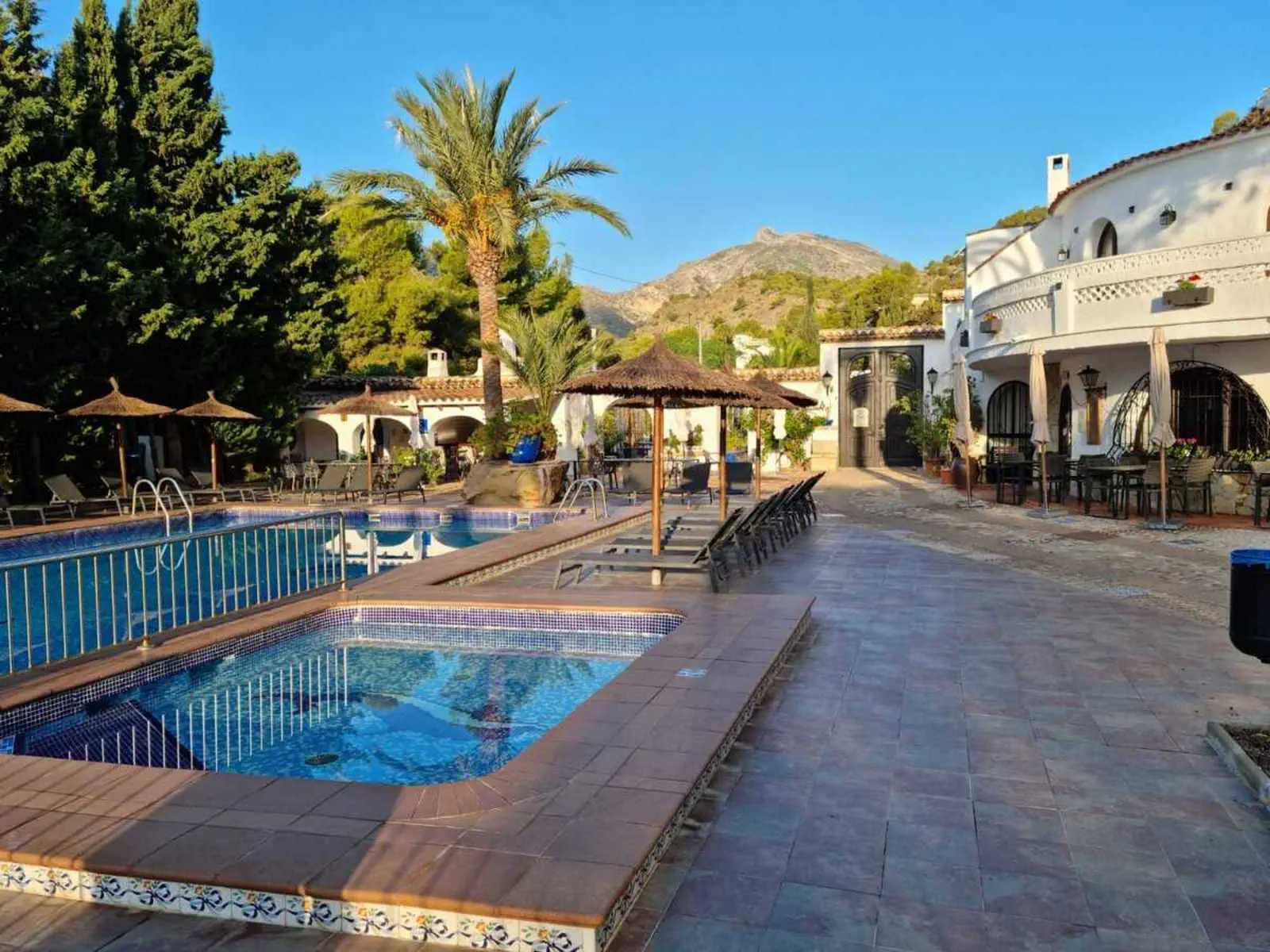 Sunsea Village