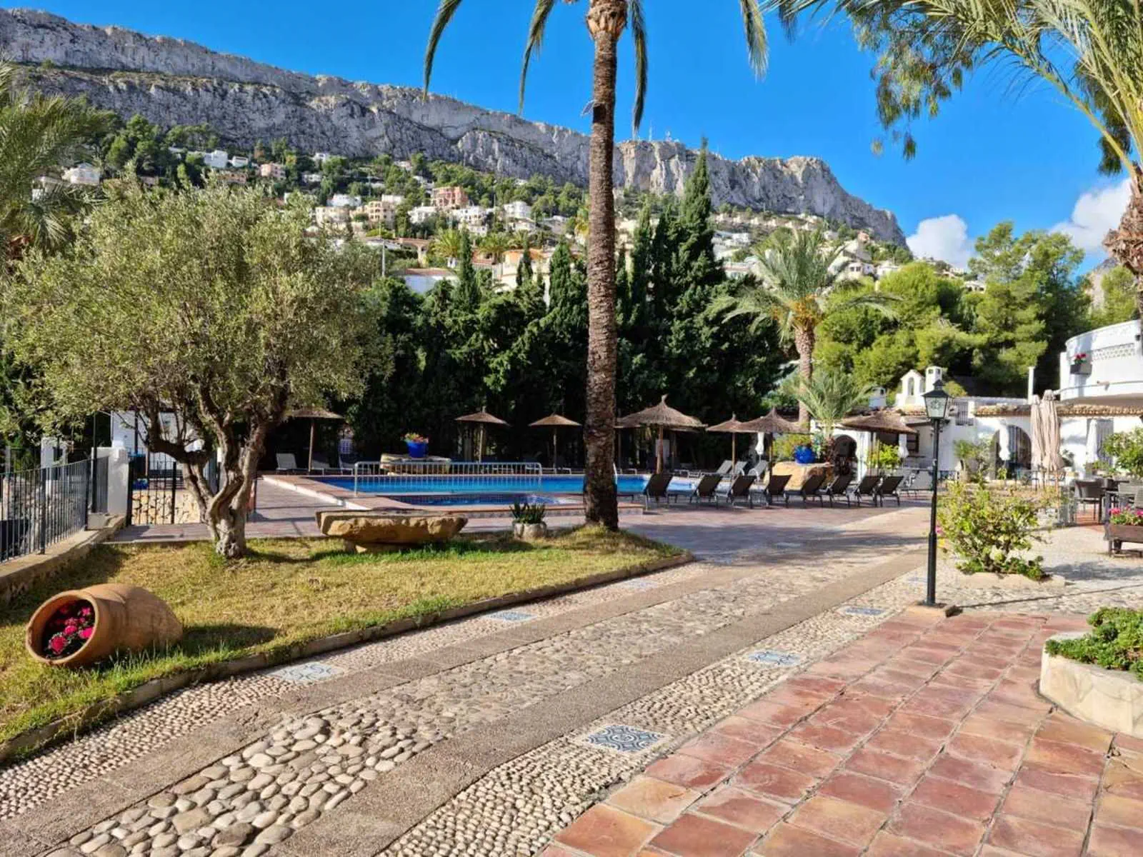Sunsea Village