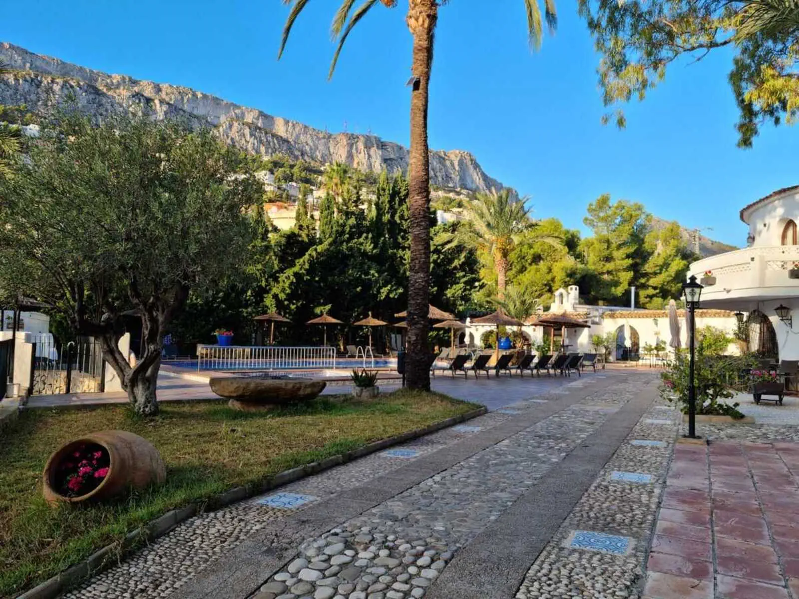 Sunsea Village