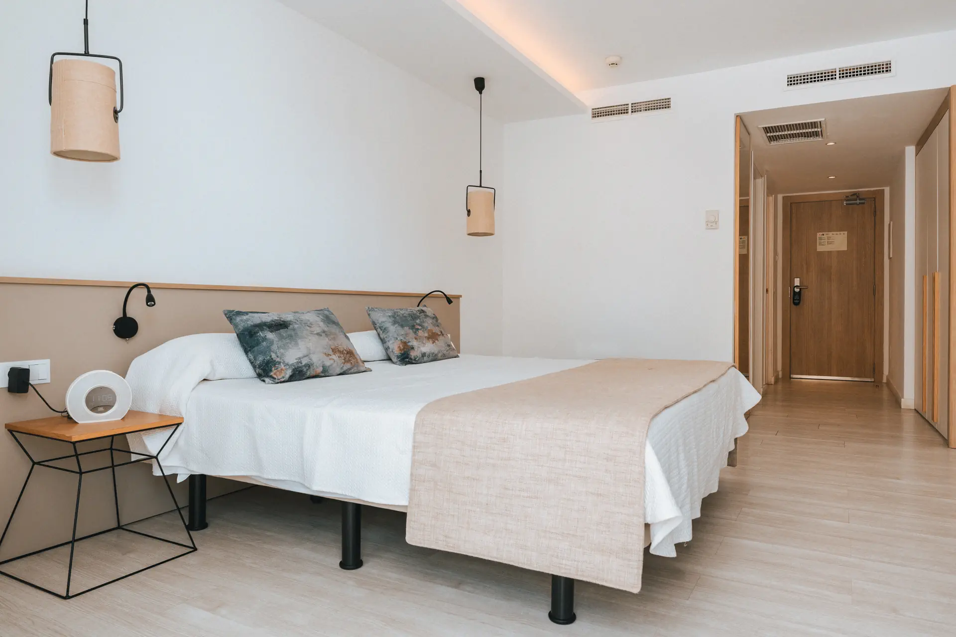 Globales Cala Bona Suites (ex Som Llevant Suites) - zdjęcie 8