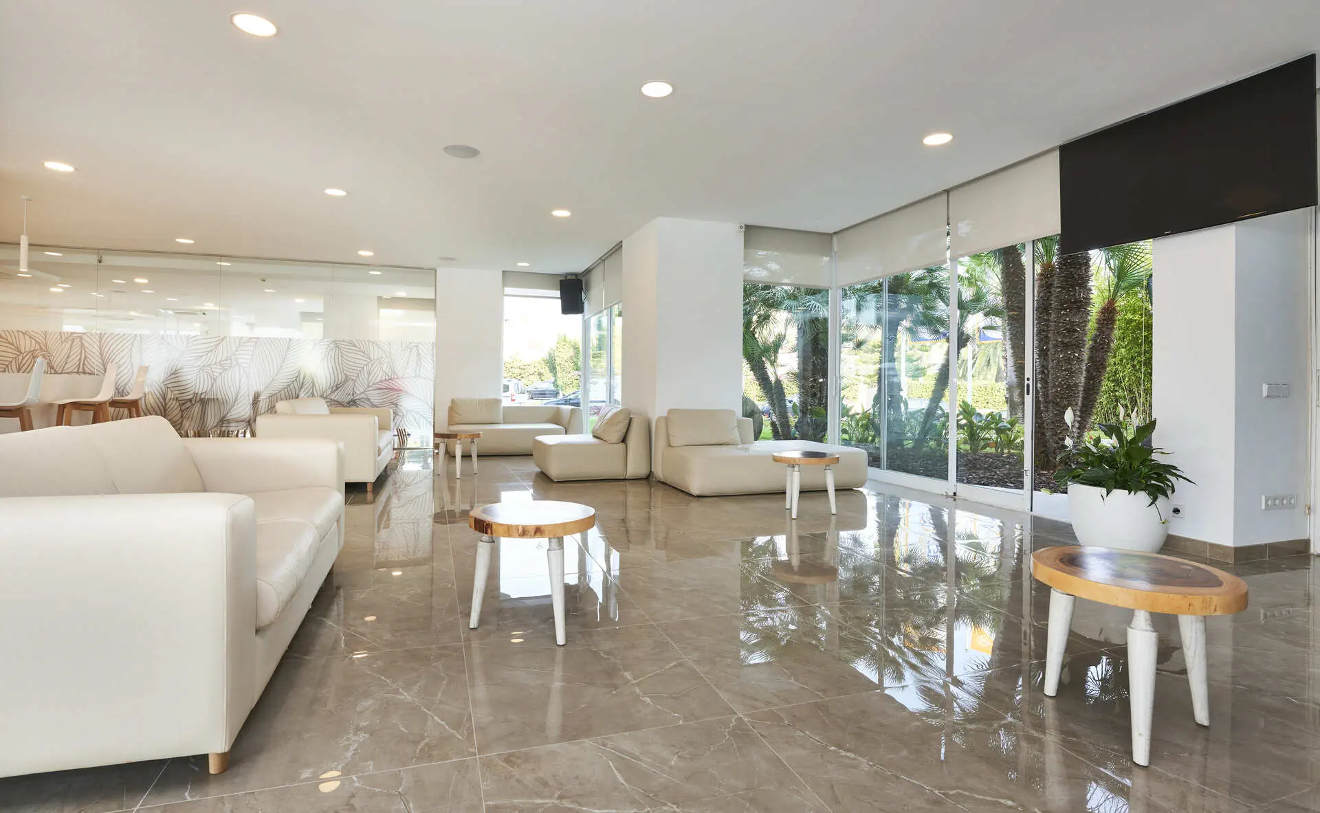 Globales Cala Bona Suites (ex Som Llevant Suites) - zdjęcie 16