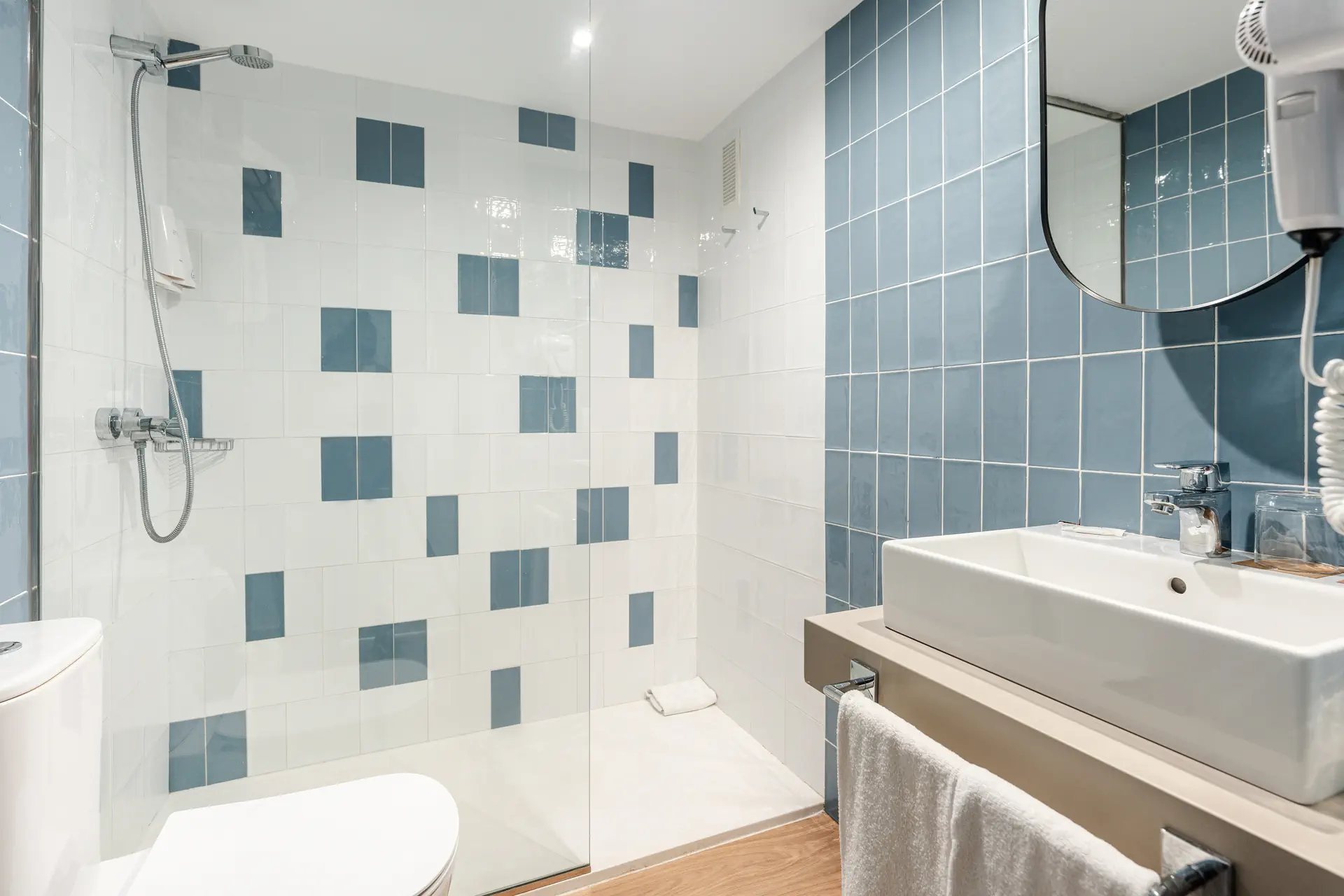 Globales Cala Bona Suites (ex Som Llevant Suites) - zdjęcie 13