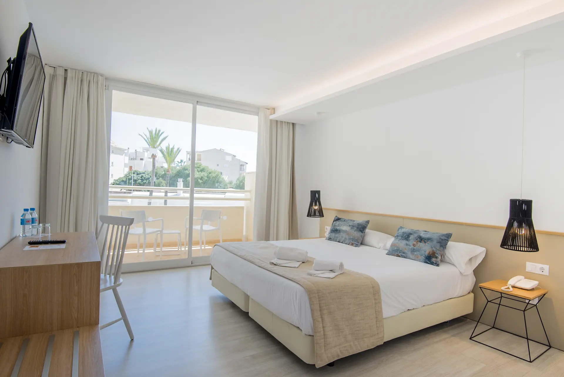 Globales Cala Bona Suites (ex Som Llevant Suites) - zdjęcie 5