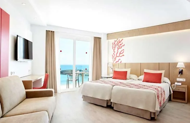 HOTEL Perla Universal Hotel