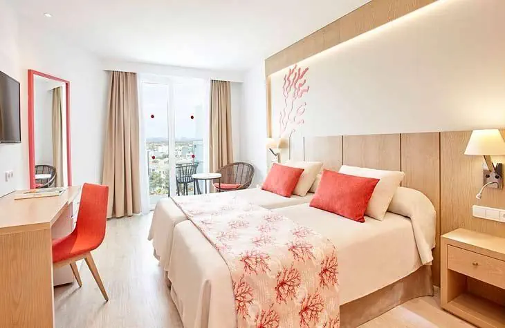 HOTEL Perla Universal Hotel