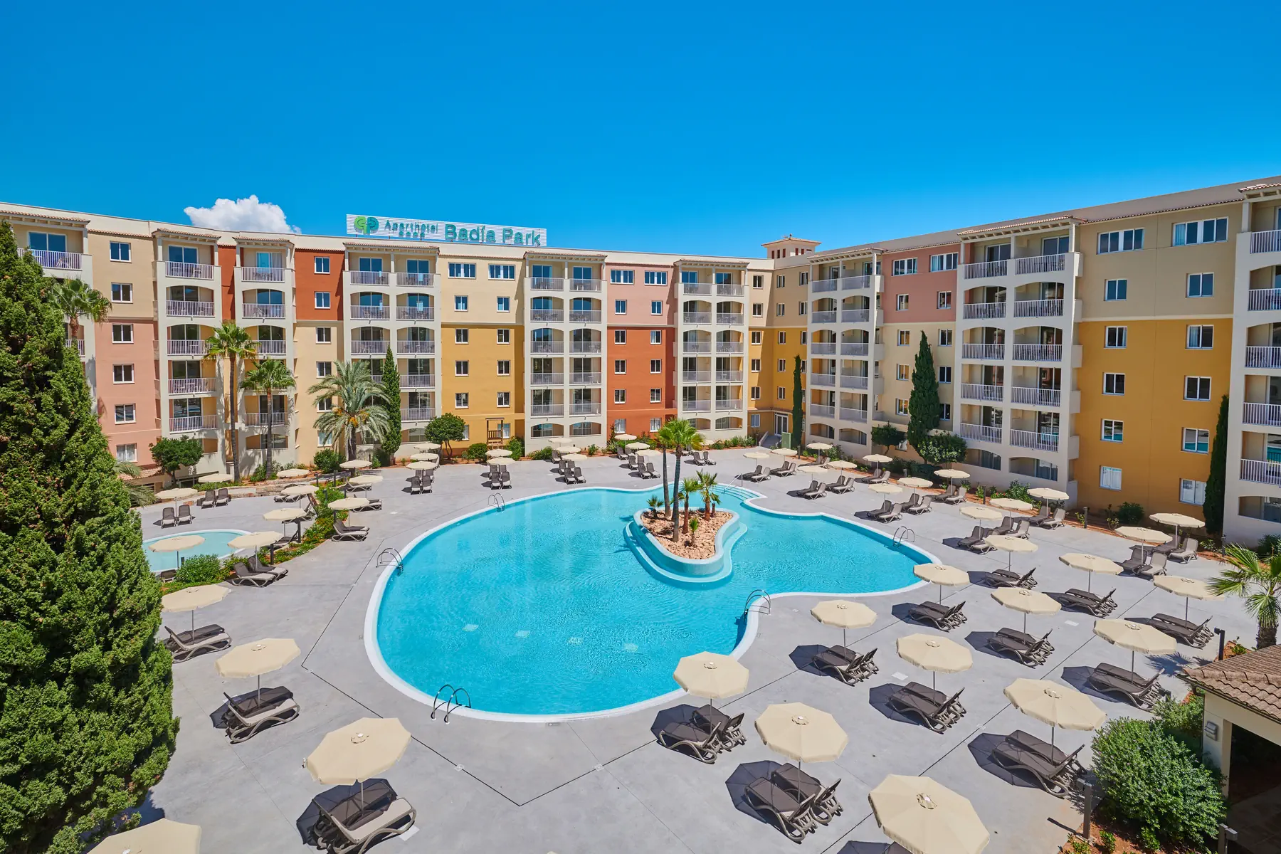 Protur Badia Park Aparthotel