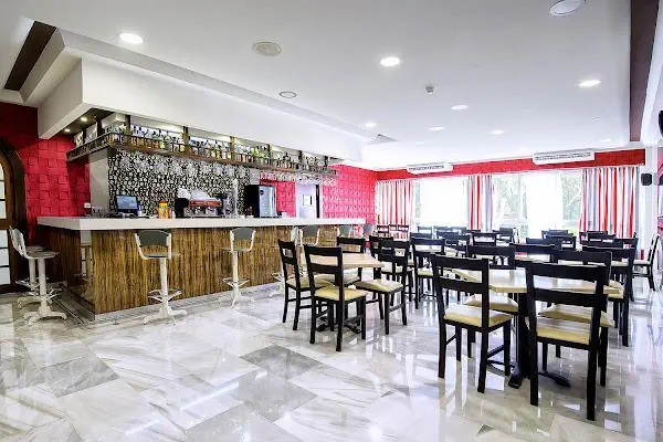 HOTEL Flatotel