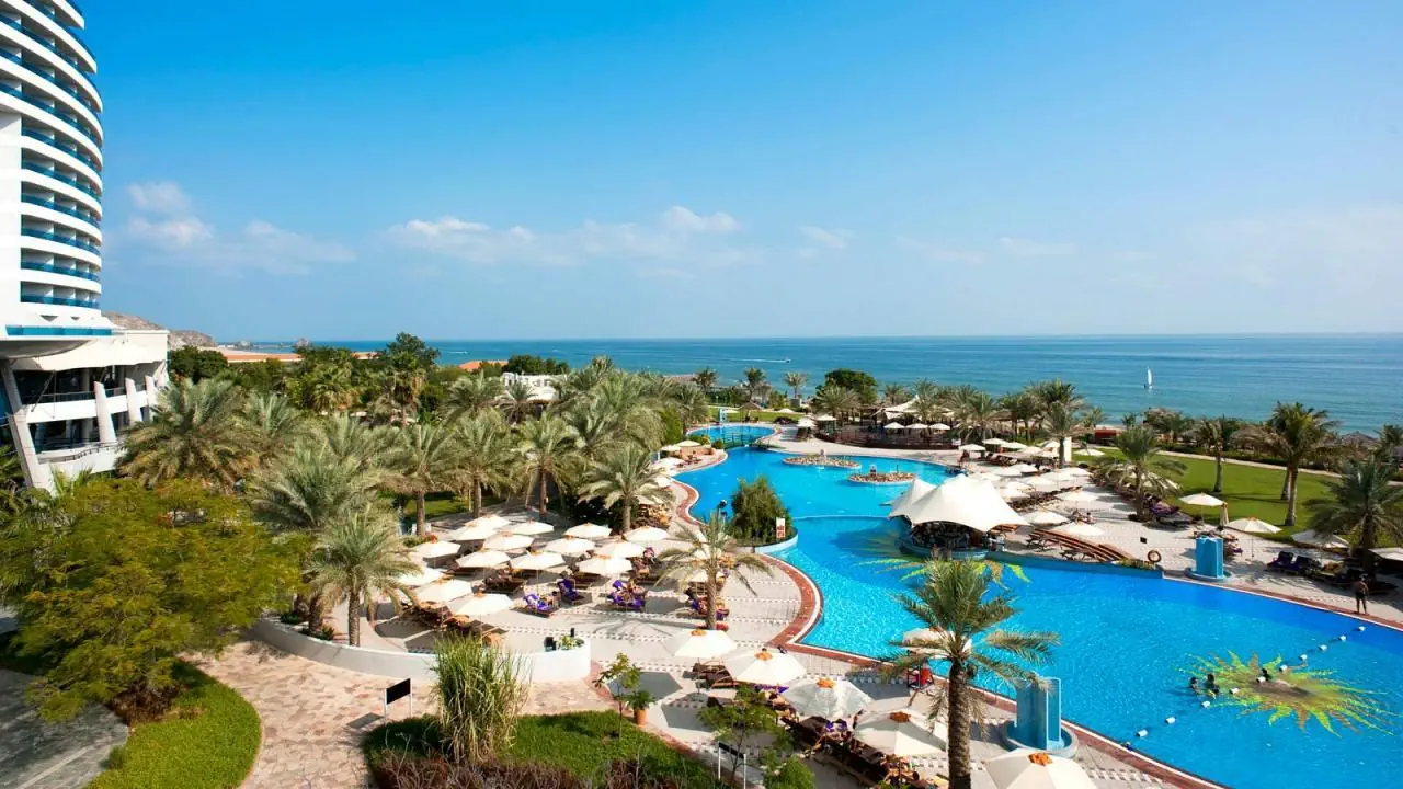 Le Meridien Al Aqah Beach Resort