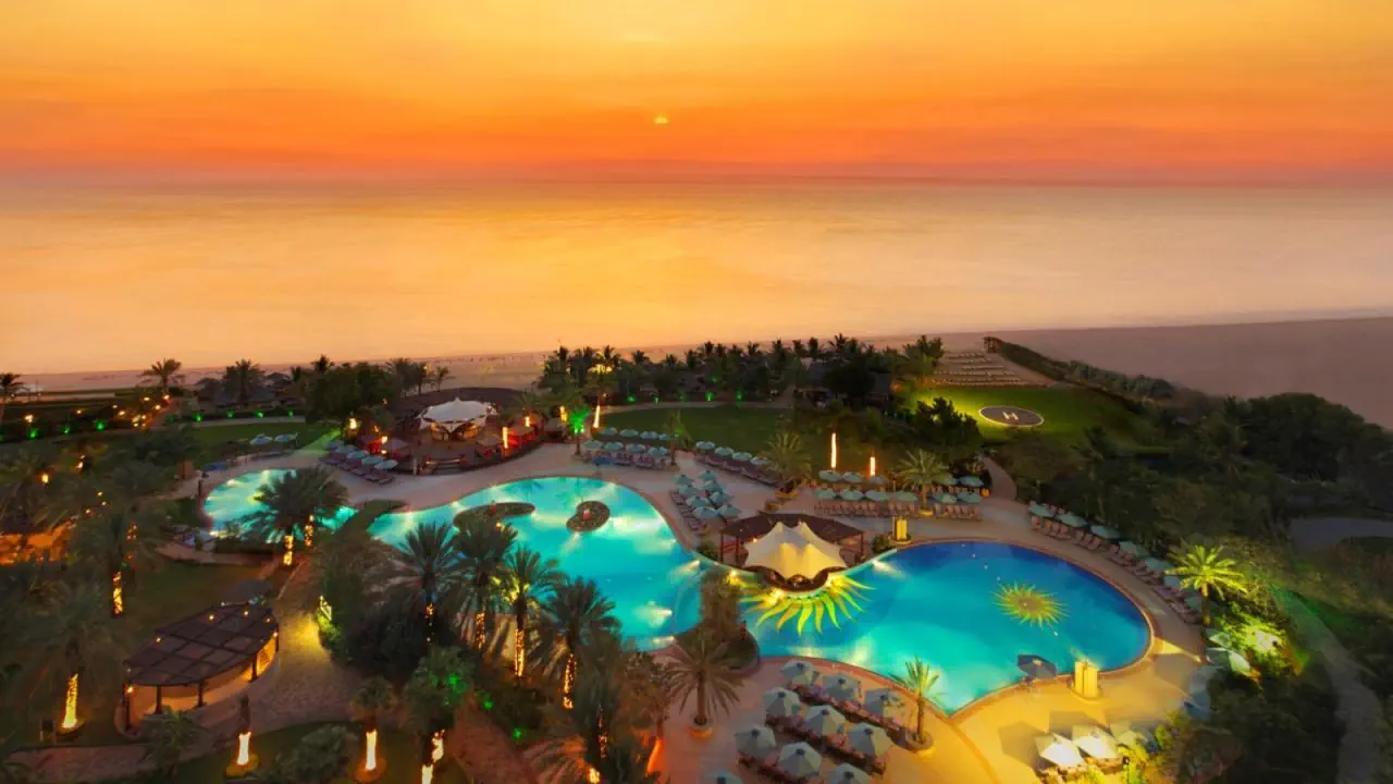 HOTEL Le Meridien Al Aqah Beach Resort