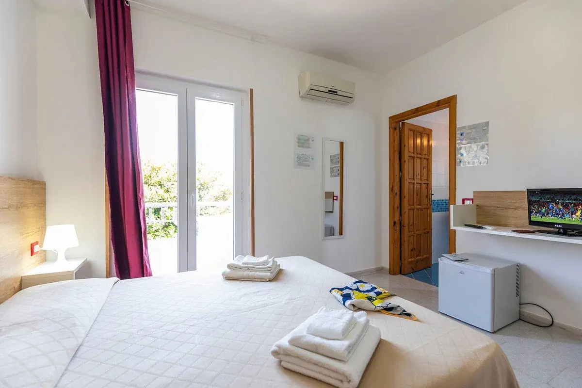 HOTEL Hotel Calabrisella