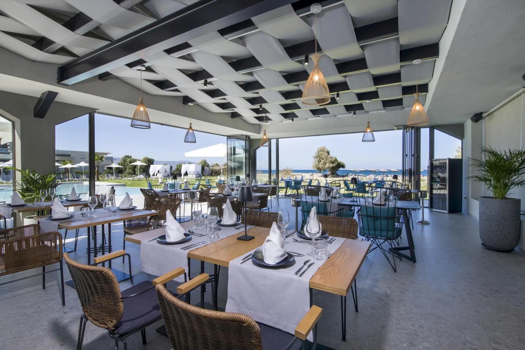 Myrion Beach Resort - zdjęcie 12
