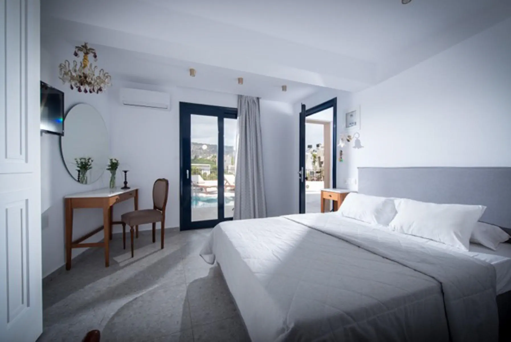 HOTEL Nami Hotel & Suites