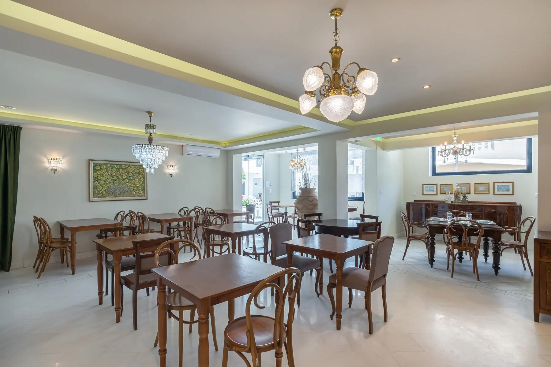 HOTEL Nami Hotel & Suites