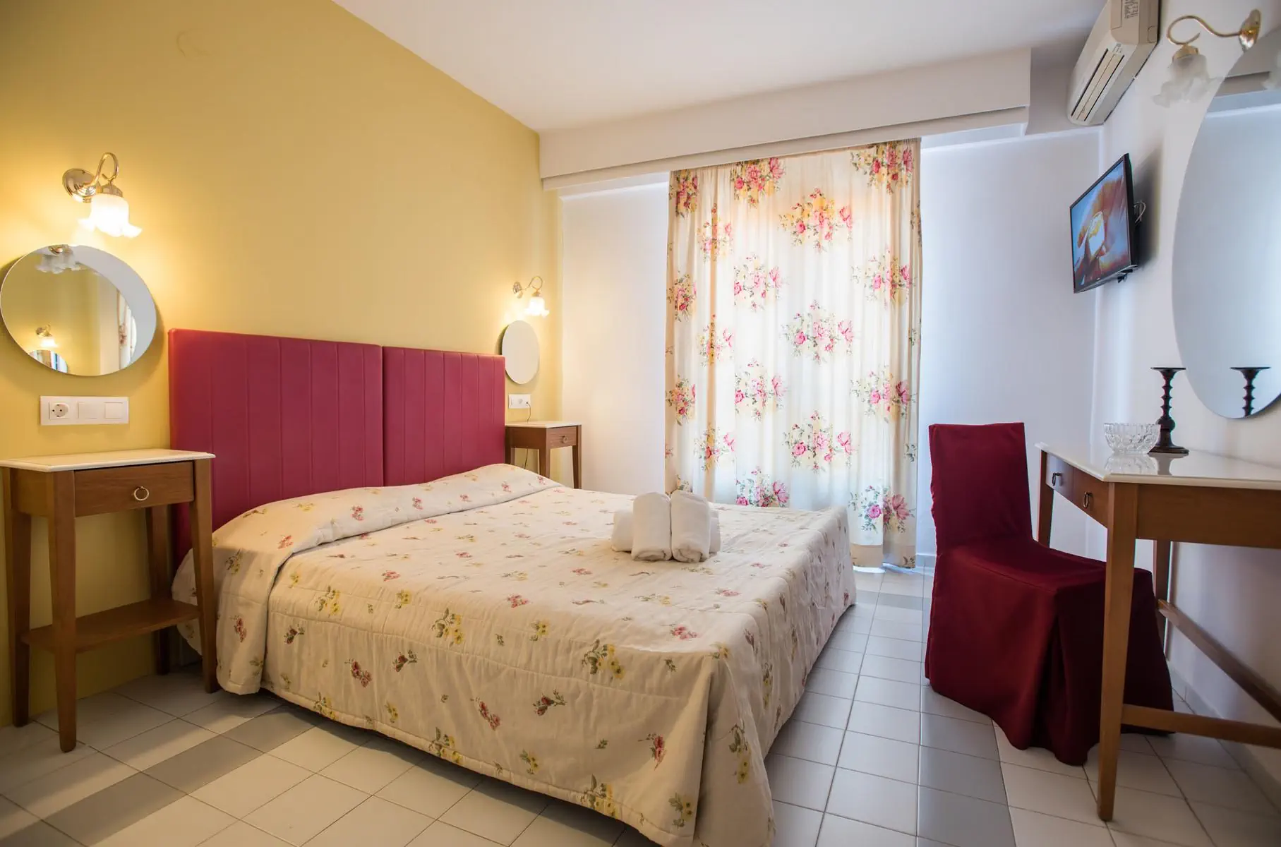 HOTEL Nami Hotel & Suites