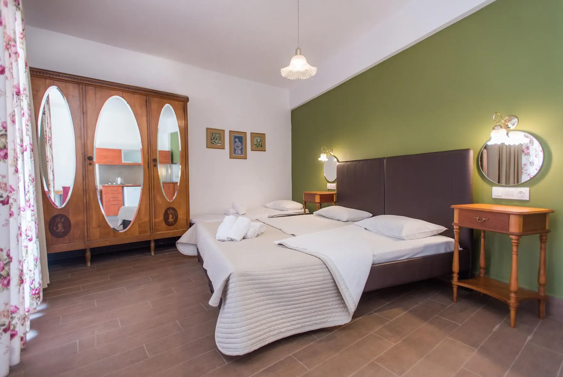 HOTEL Nami Hotel & Suites
