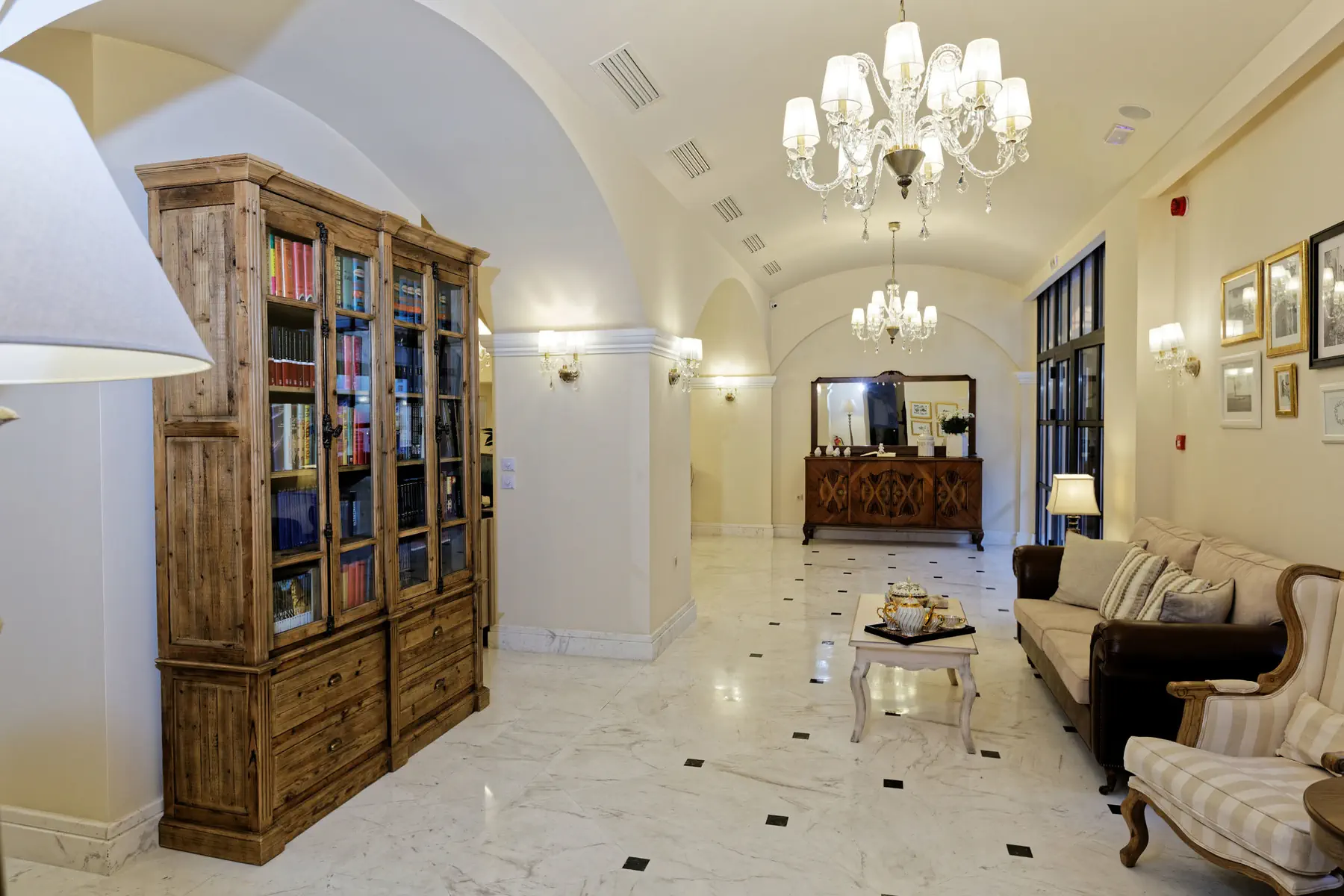 Ionia Suites - zdjęcie 5